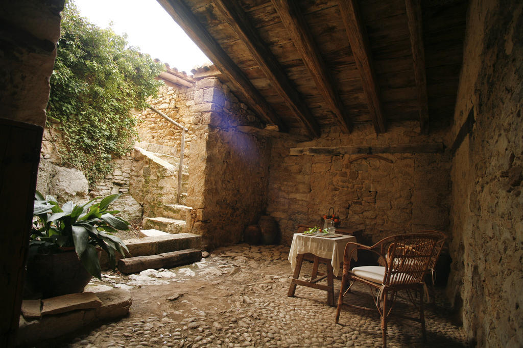 Marques De Valdeolivo Villa Tronchon Exterior photo